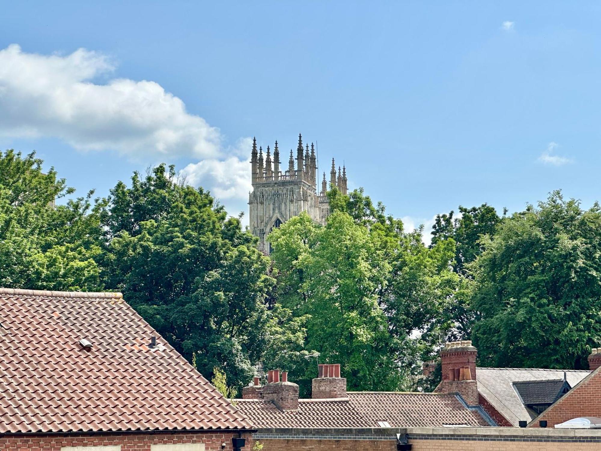 Apartamento Gillygate Rest York Exterior foto